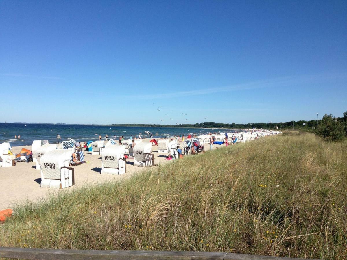 Beautiful Apartment In Damshagen Near The Sea Buitenkant foto